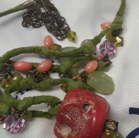 Liz Palacios S.F. Genuine Coral/Gems Necklace - Picture 6 of 6